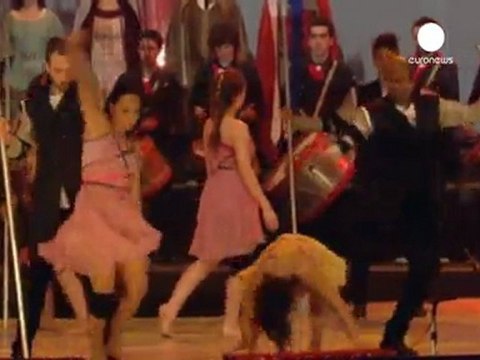 Luci, colori e tagli. Il 2012 di Guimaraes da capitale...