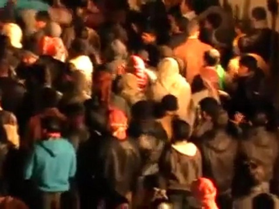 فري برس   تل رفعت  مظاهرة مسائية في خميس شهيد جيل جاكييه 12 1 2012 ج1