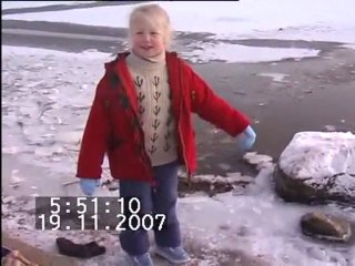 Даша Будняк - зимнее плавание (ноябрь 2007)