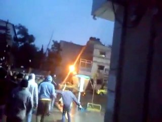 فري برس   مظاهرة بعد المغرب في حي الميدان كورنيش الزاهرة 12 1 2012