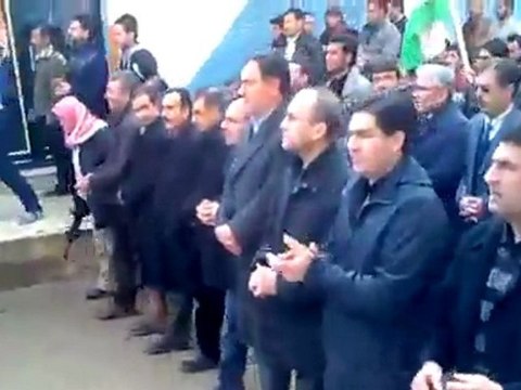 فري برس أحرار الدرباسية في جمعة دعم الجيش الحر 13 1 2012 ج1