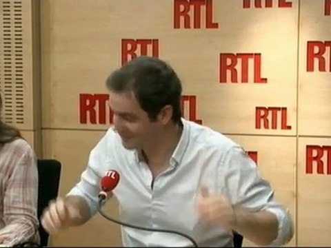 Le debrief de l'actualité de Tanguy Pastureau : Hollande fait son Johnny au Bourget