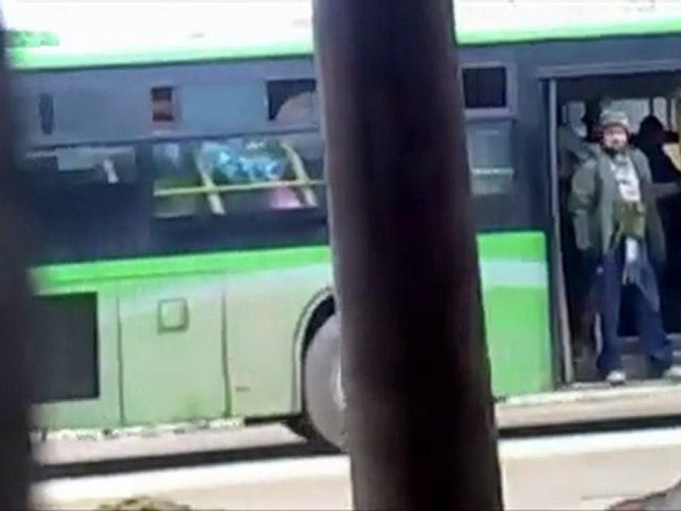 فري برس   كفرزيتا   دخول نعزيزات امنية للمدينة 14 1 2012
