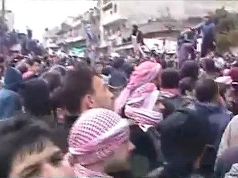 فري برس إدلب معرة النعمان استقبال لجنة المراقبين العرب 15 1 2012