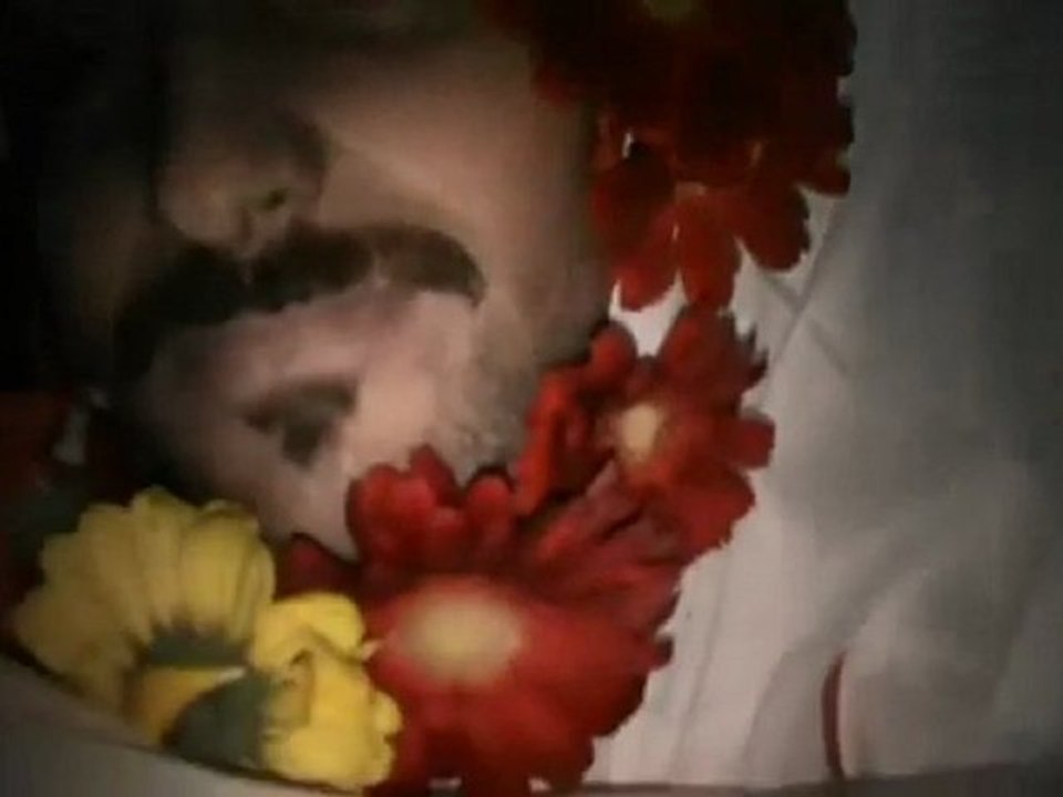 فري برس   الشهيد محمود عرابي دوما في مسجد حوا مميز 14 1 2012