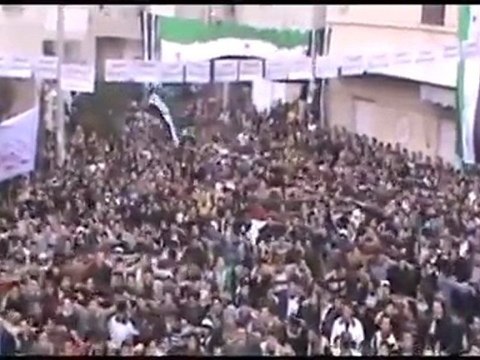 فري برس تلبيسة مظاهرة رائعة جمعة دعم الجيش الحر يلي بيقتل شعبو خاين 13 1 2012