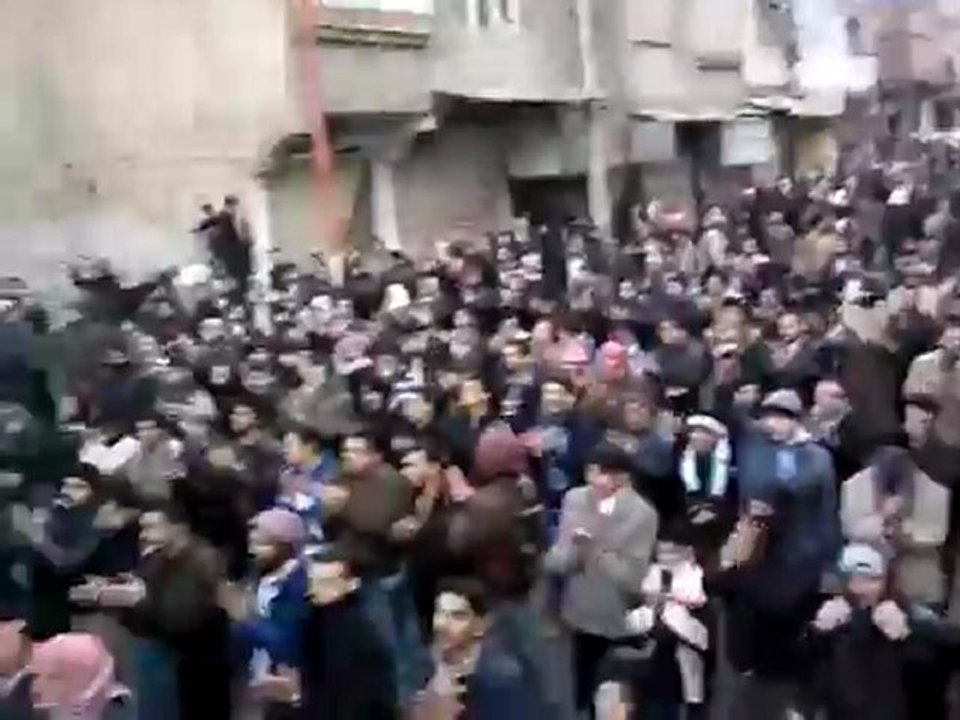 فري برس   ريف دمشق وما    تشيع الشهيد البطل محمود ممدوح عرابي 14 1 2012