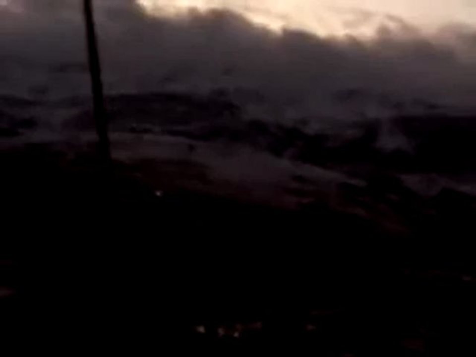 فري برس   انتشار دبابات الجيش الأسدي في جبال الزبداني ج2