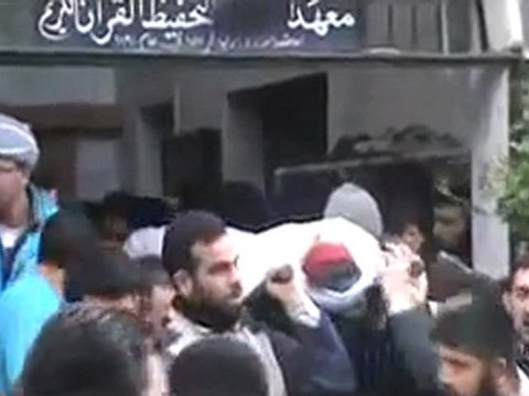 فري برس حمص باباعمرو تشييع الشهيد أحمد الحزوري 17 1 2012