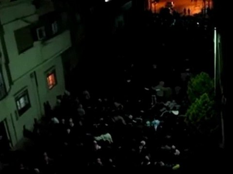 فري برس حمص المحتلة أحرار الوعر القديم وأنشودة يلي بيقتل شعبو خاين17 1 2012