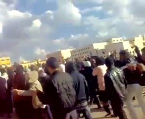 فري برس   مظاهرة كلية المعلوماتية جامعة حلب 18 01 2012