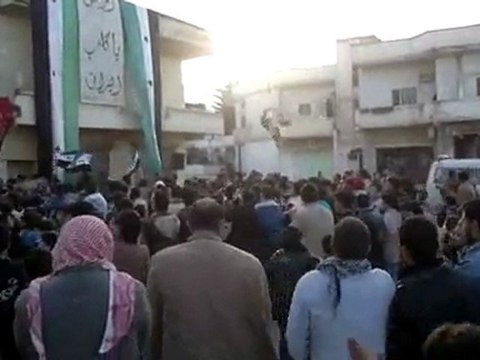 فري برس حمص الحولة المحتلة مظاهرة نطالب باعدام الخاين 18 1 2012