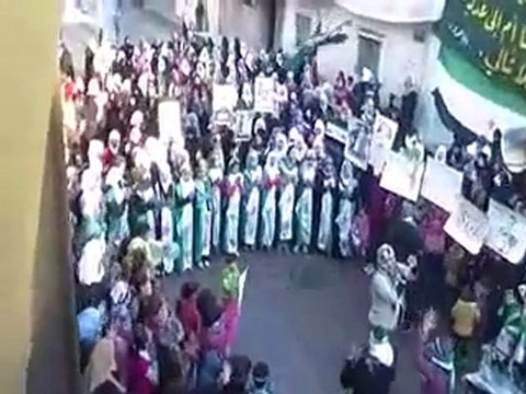 فري برس حمص باباعمرو مظاهرة الحرائر 18 1 2012