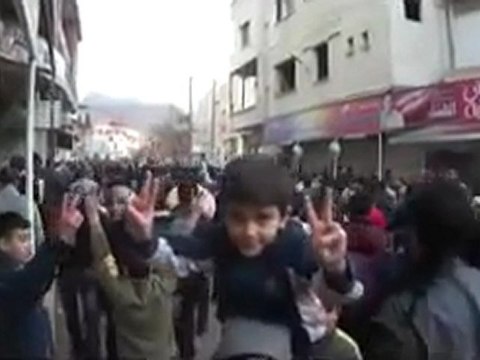 فري برس ريف دمشق الزبداني بعد دحر عصابات الأسد خارج المدينة 18 1 2012 ج1