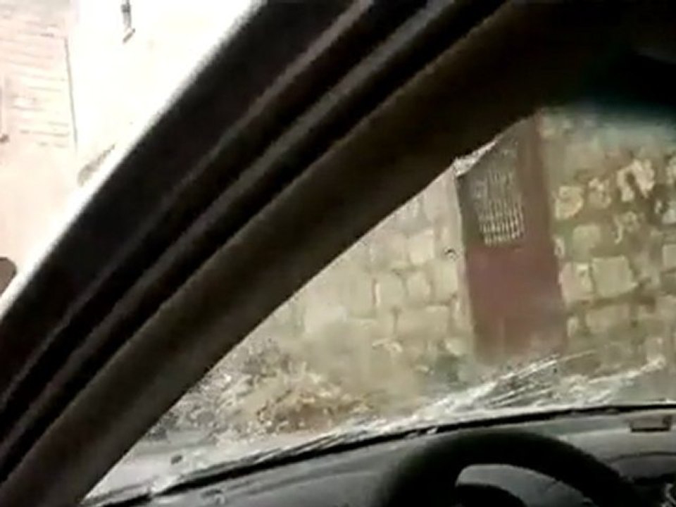 فري برس   إدلب معرة النعمان  سيارة الشهيد حسين الحجي 19 1 2012