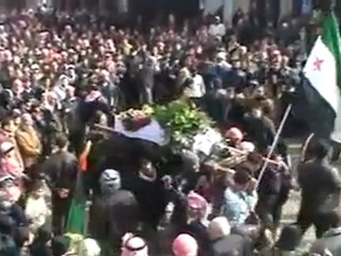 فري برس حمص القصير التحية العسكرية للشهيد البطل عقبة معمو أحد أبطال الجيش السوري الحر 19 1 2012
