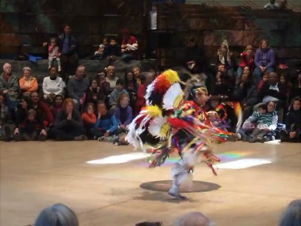 Démonstration de danse des indiens d'Amérique