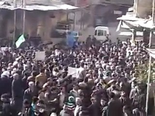 فري برس   ريف دمشق دوما تجمع امام المسجد الكبير 20 1 2012