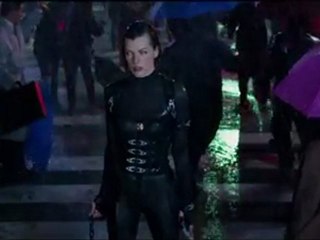 RESIDENT EVIL RETRIBUTION - Official Trailer - Out 14th Septemeber 2012