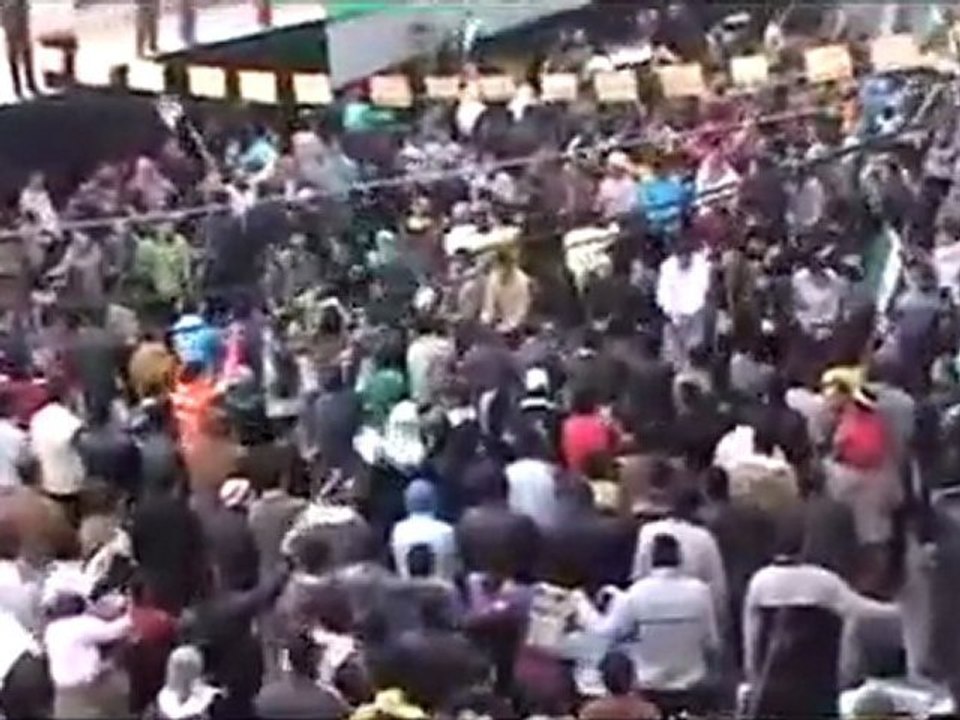 فري برس   مظاهرة باب الدريب ساحة عمر جمعة معتقلي الثورة 20 1 2012