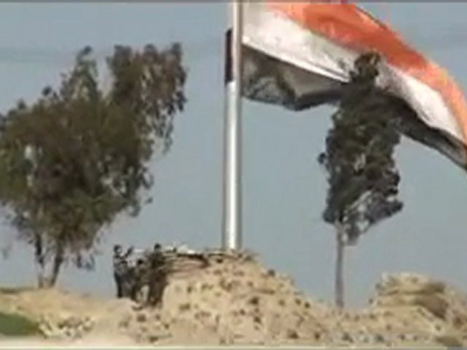 فري برس   حمص باب السباع اطلاق النار من شبيحة بشار على المتظاهرين اثناء تظاهرهم وعلى المنازل 20 1 2012