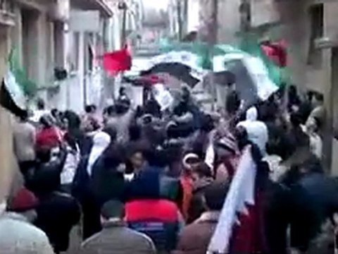 فري برس حمص باب السباع مظاهرة المتظاهرون يرددون قسم الثورة جمعة معتقلين الثورة 22 1 2012