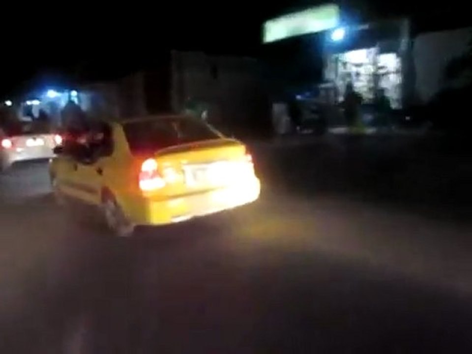 فري برس   ريف دمشق داريا الجيش الحر في مدينة داريا لحماية المواطنين 21 1 2012