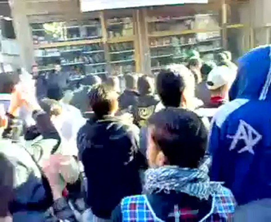 فري برس   ريف دمشق داريا مظاهرة تنادي بإسقاط النظام 21 1 2012 ج4