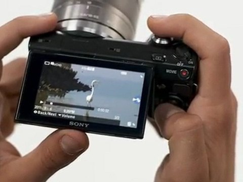 Sony NEX-5N 16.1 MP Compact Interchangeable Lens Touchscreen Camera with 18-55mm Lens