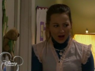 Derek - Derek baby-sitter [1x09]