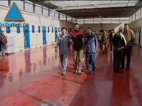 Hamas angry at Abbas over release of 250 Fatah prisoners