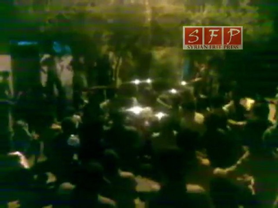 رد أهالي حمص على بشار الأسد 23-6-2011