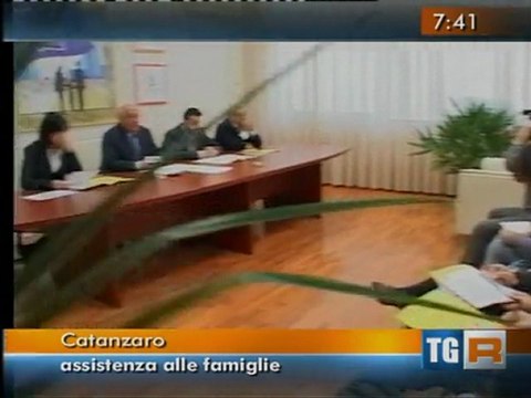 AIUTI A FAMIGLIE IN DIFFICOLTA'. BANDI DELLA REGIONE CALABRIA.
