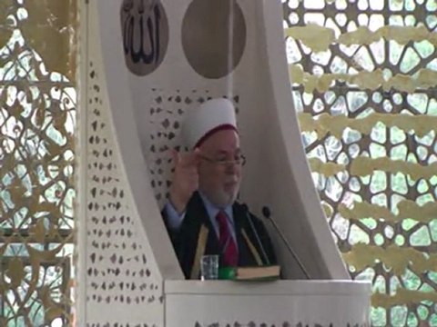 Emekli Vaiz Necati Tosun Hoca’nın 30 Aralık 2011 Karaca Ahmet Şakirin Camii Cuma vaazı