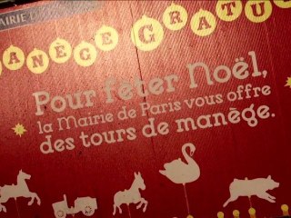 Manèges de Noël gratuits à Paris
