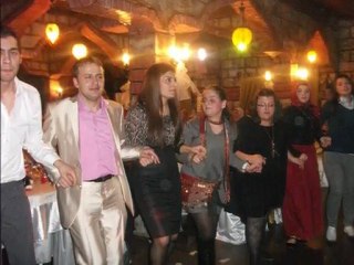 EFSANE ALİİ İLE YANIYOR KARADENİZ     COK SEVDIĞIM BİRİ VAR