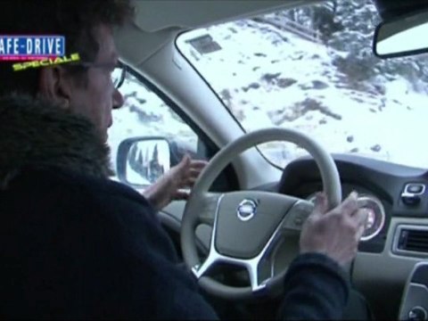 Volvo XC70 D5 AWD Geartronic Momentum - SAFE DRIVE EMOTIONAL SHOW