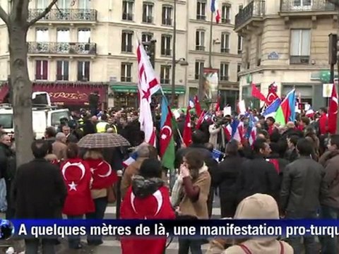 Génocide arménien: manif et contre-manif près du Sénat