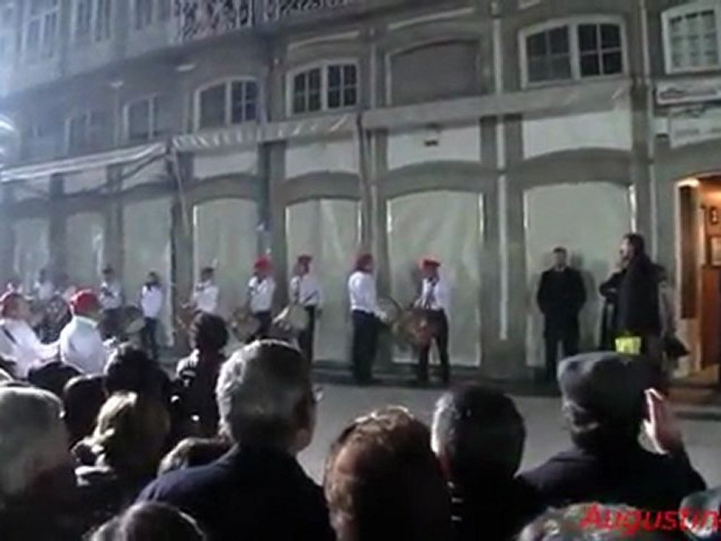 ⁣Incongruências Populares