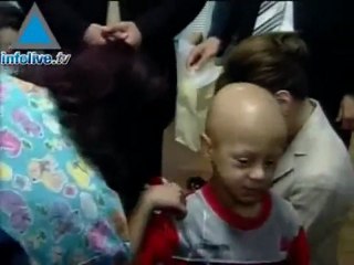 France's First Lady Makes Her Mark At  Jerusalem's Hadassah