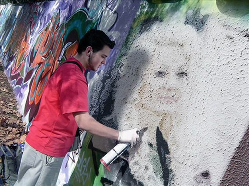 DİLEK AKSEL Adını Yollara Yazdım