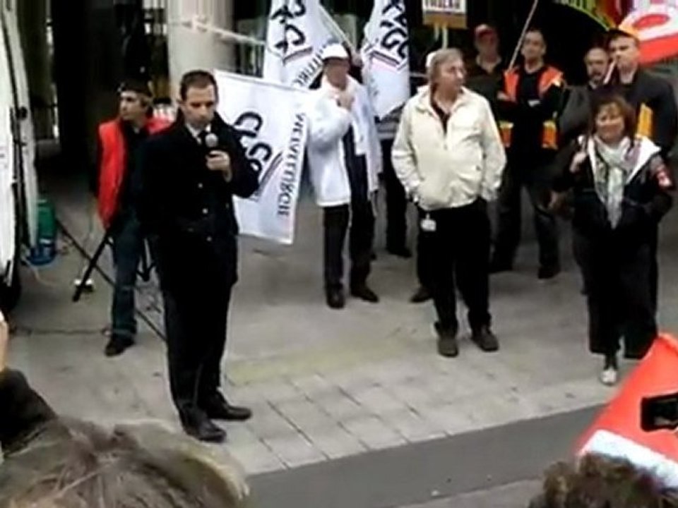 Benoît Hamon intervention manif Thales services Bus