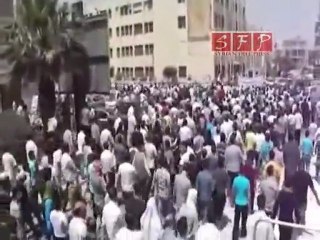 Tải video: مظاهرات مدينة إدلب جمعة أحفاد خالد 22-7-2011