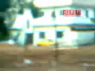 حمص باباعمرو دبابات الاسد تقصف الحي 10-8-2011