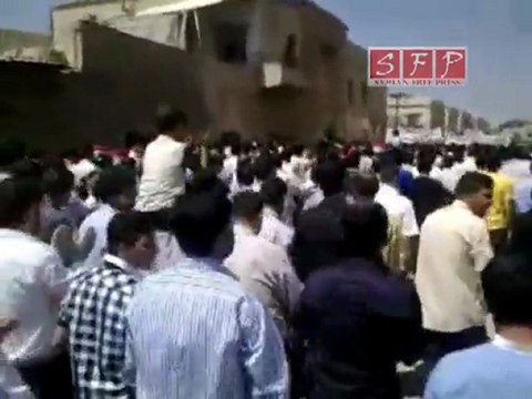 فري برس حوران خربة غزالة مظاهرة جمعة الموت و لا المذلة 2 9 2011
