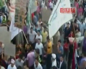 فري برس   إدلب بلدة التح الجيش السوري خاين 4 9 2011
