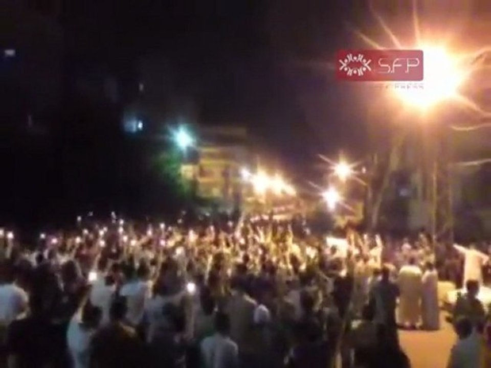 فري برس   حمص   القصور  مظاهرة مسائية نصرة لباب الدريب 7 9 2011