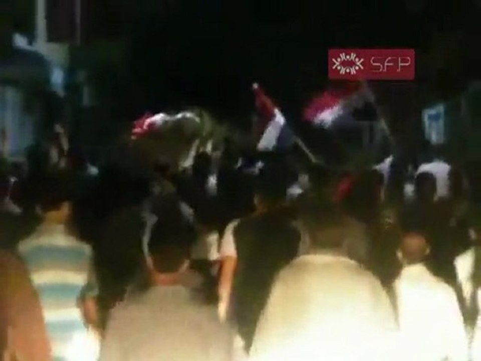 فري برس   ادلب   سرمين   تشييع الشهيد عزام معري 8 9 2011