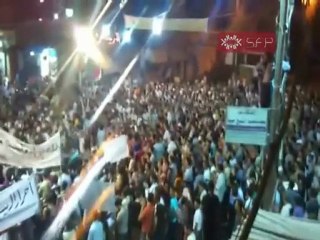 فري برس   الرستن  مظاهرة مسائية واجمل اللافتات 10 9 2011