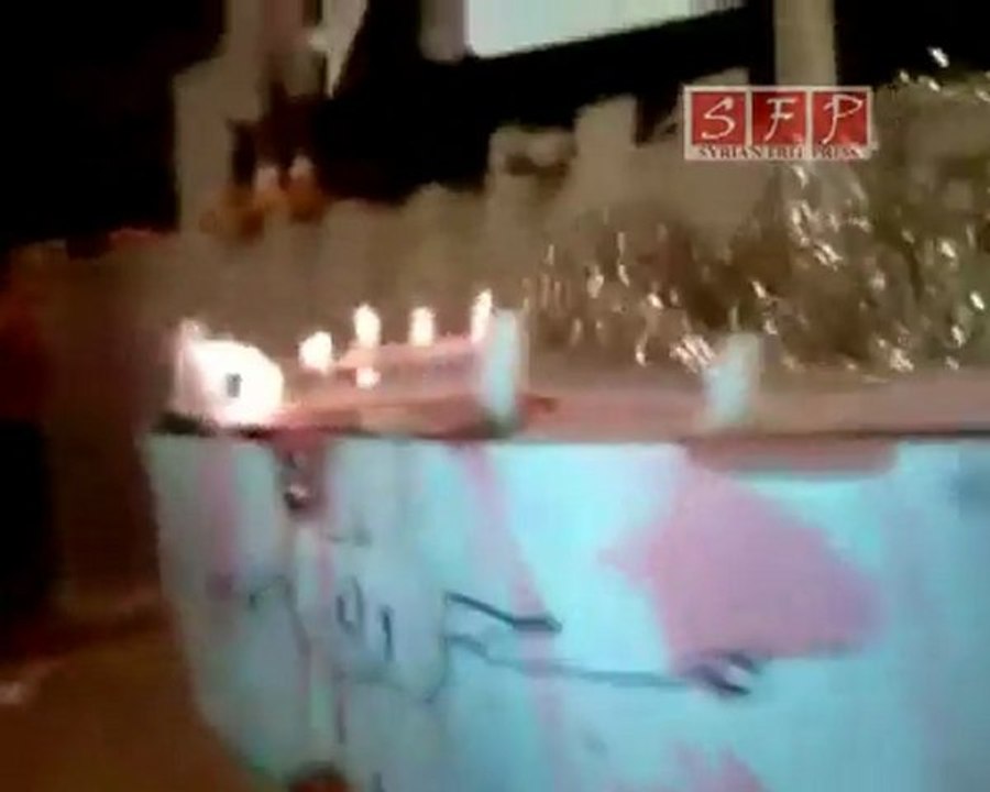 فري برس   حمص الإنشاءات عيد ميلاد بشار السفاح 11 9 2011